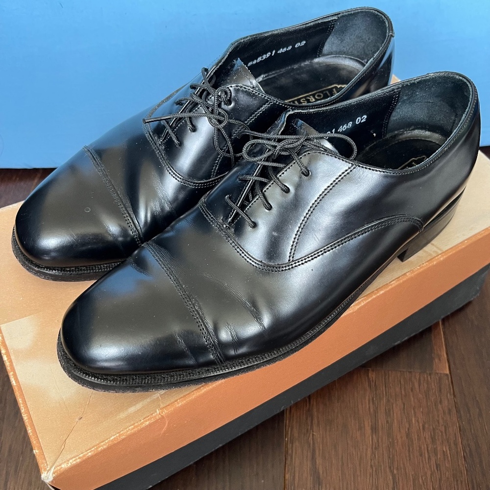 Florsheim Men’s Dress Shoes with box. Used, good condition.